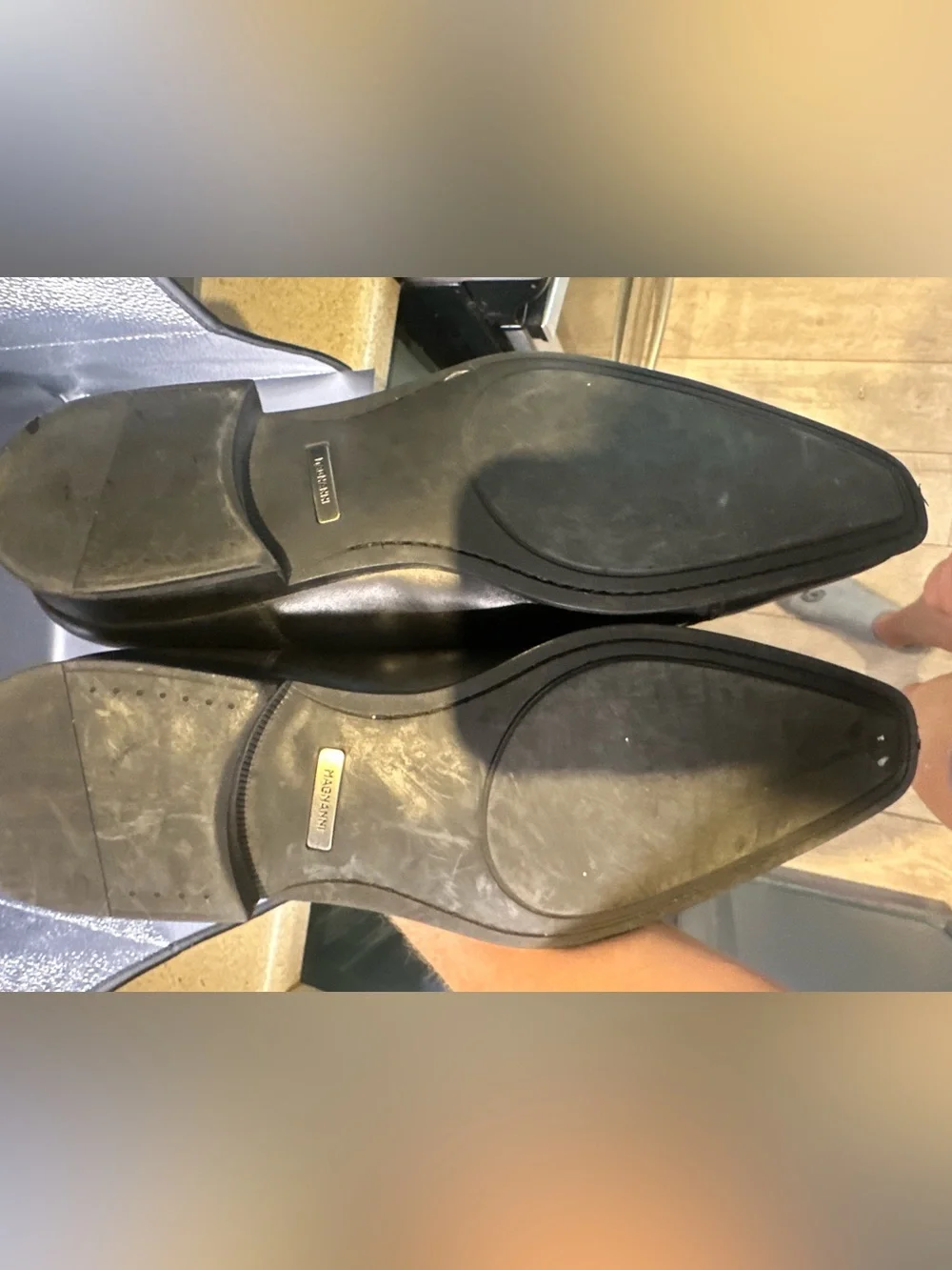 Magnanni polished black